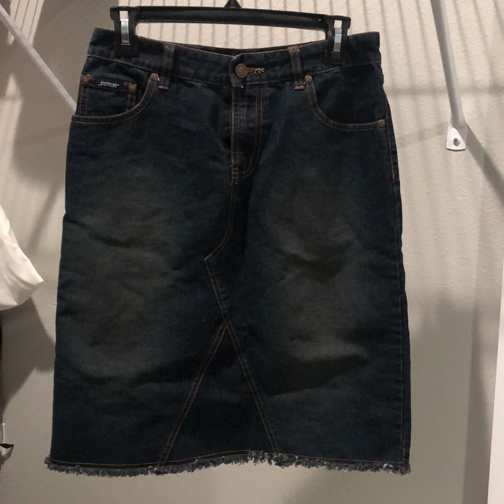 Squeeze by Stephen Hardy jean skirt knee length